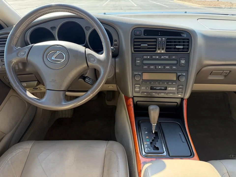 2004 Lexus GS 2nd Gen - Image 7 of 11