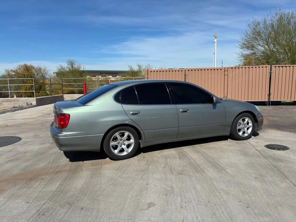 2004 Lexus GS 2nd Gen - Image 4 of 9