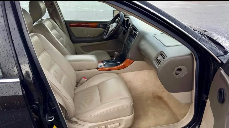 2004 Lexus GS 2nd Gen - Image 11 of 14