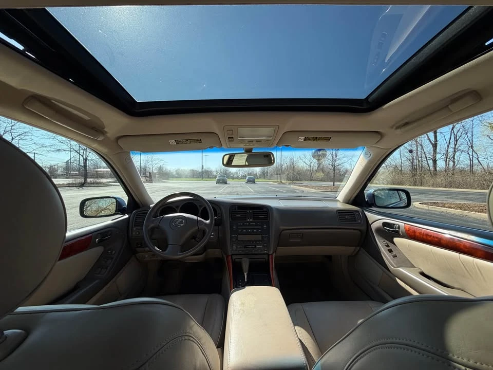 2004 Lexus GS 2nd Gen - Image 8 of 11