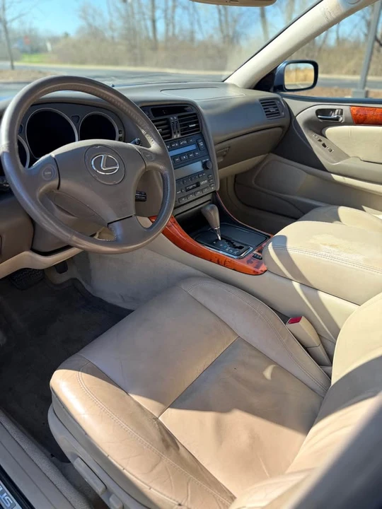 2004 Lexus GS 2nd Gen - Image 5 of 11