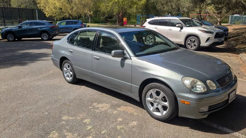2004 Lexus GS 2nd Gen - Image 3 of 12