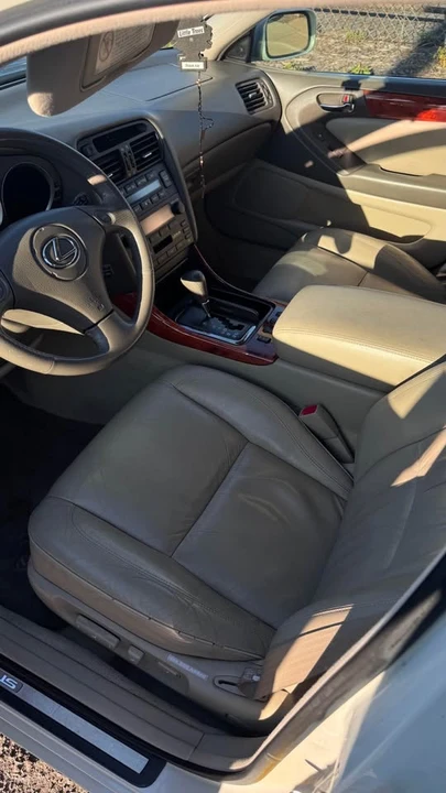2004 Lexus GS 2nd Gen - Image 2 of 5
