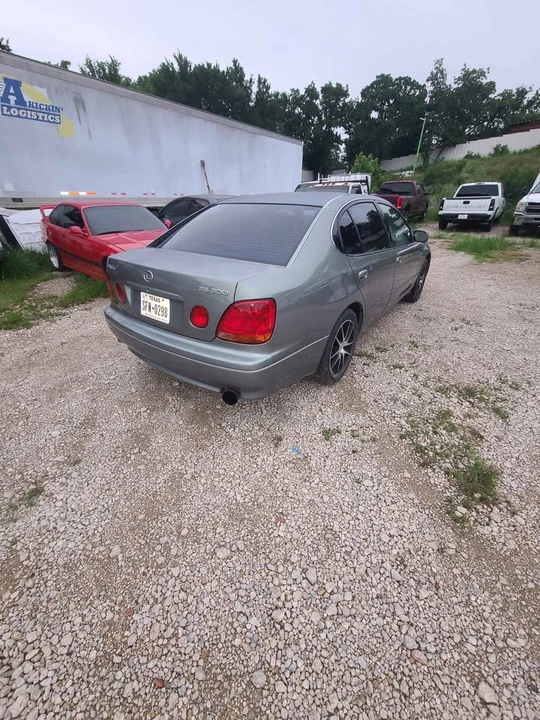 2004 Lexus GS 2nd Gen - Image 2 of 13