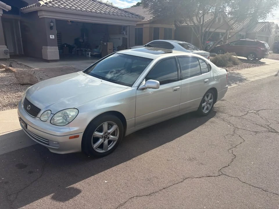 2004 Lexus GS 2nd Gen - Image 4 of 10