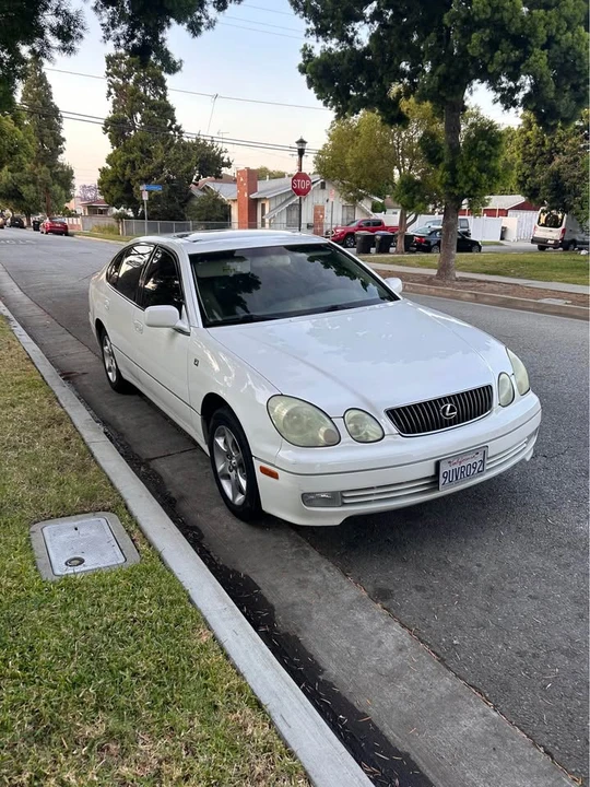 2004 Lexus GS 2nd Gen - Image 2 of 10