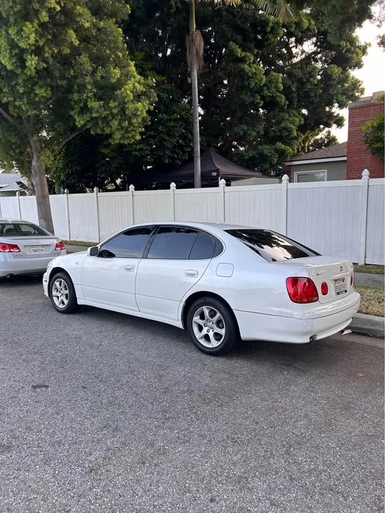 2004 Lexus GS 2nd Gen - Image 4 of 10