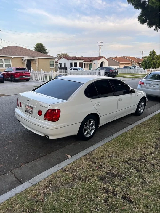 2004 Lexus GS 2nd Gen - Image 3 of 10