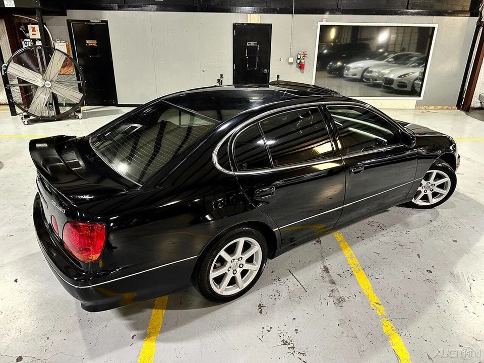 2004 Lexus GS 2nd Gen - Image 10 of 24