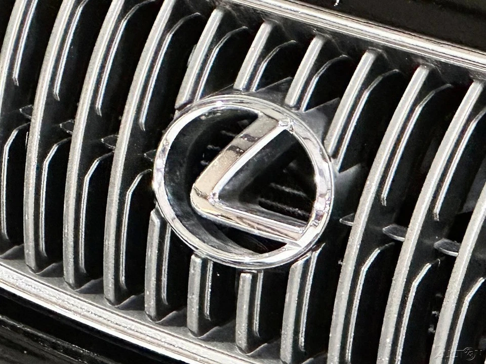 2004 Lexus GS 2nd Gen - Image 4 of 24