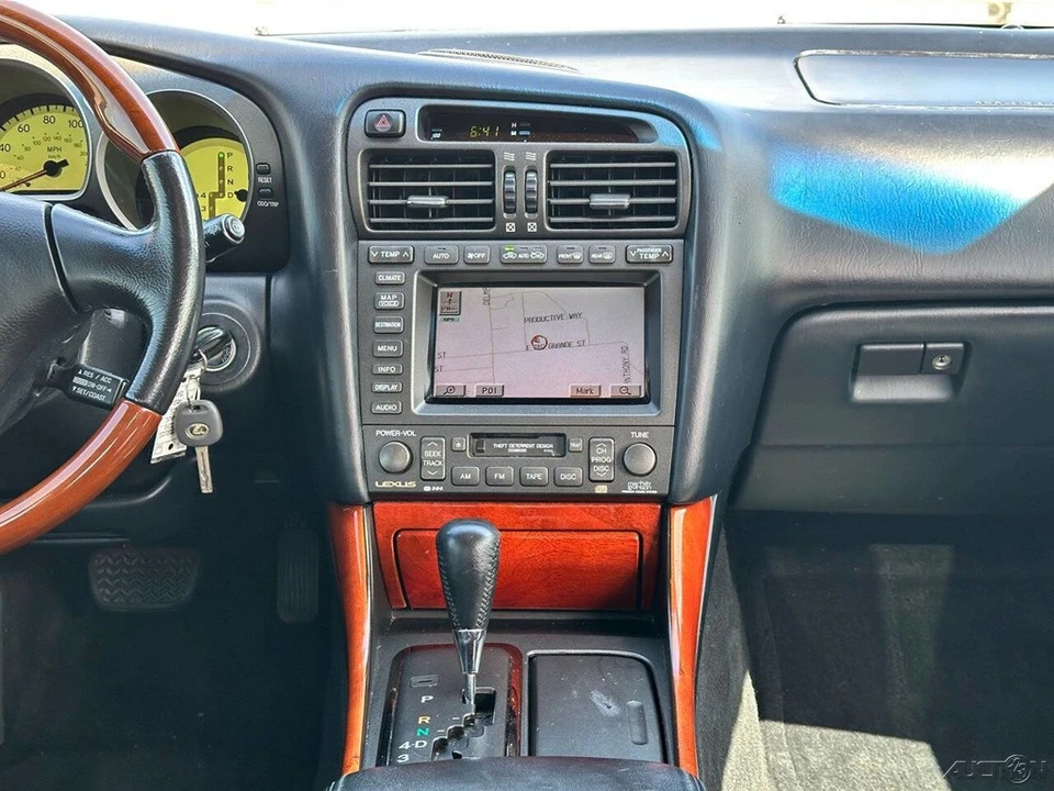 2004 Lexus GS 2nd Gen - Image 23 of 24