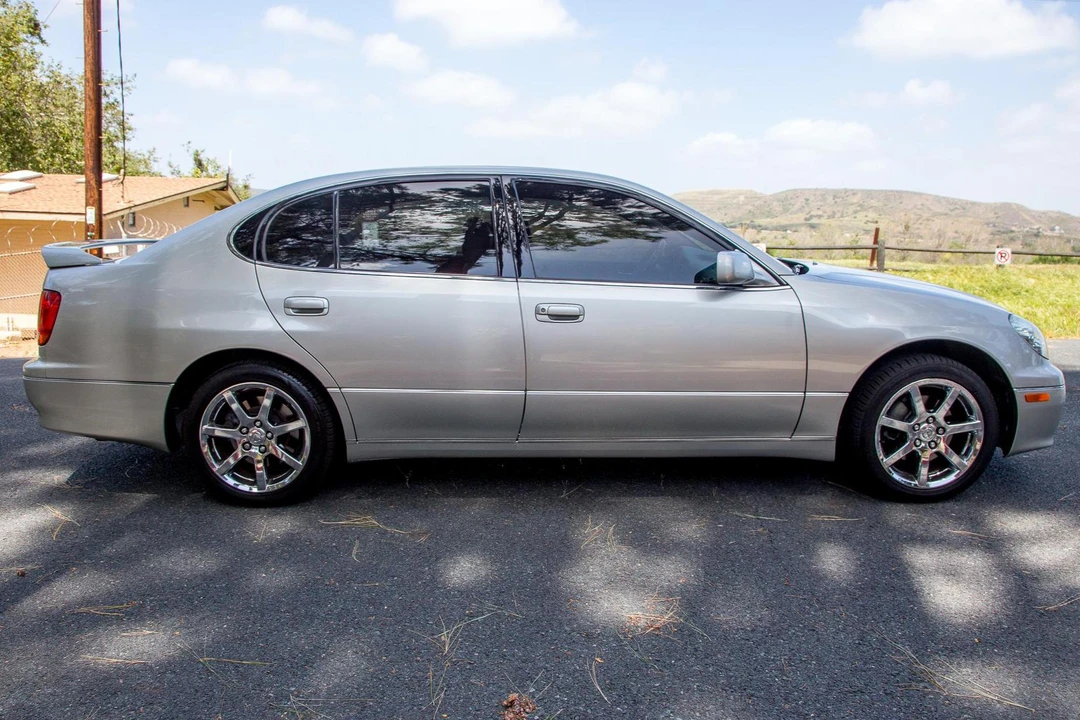 2004 Lexus GS 2nd Gen - Image 3 of 31