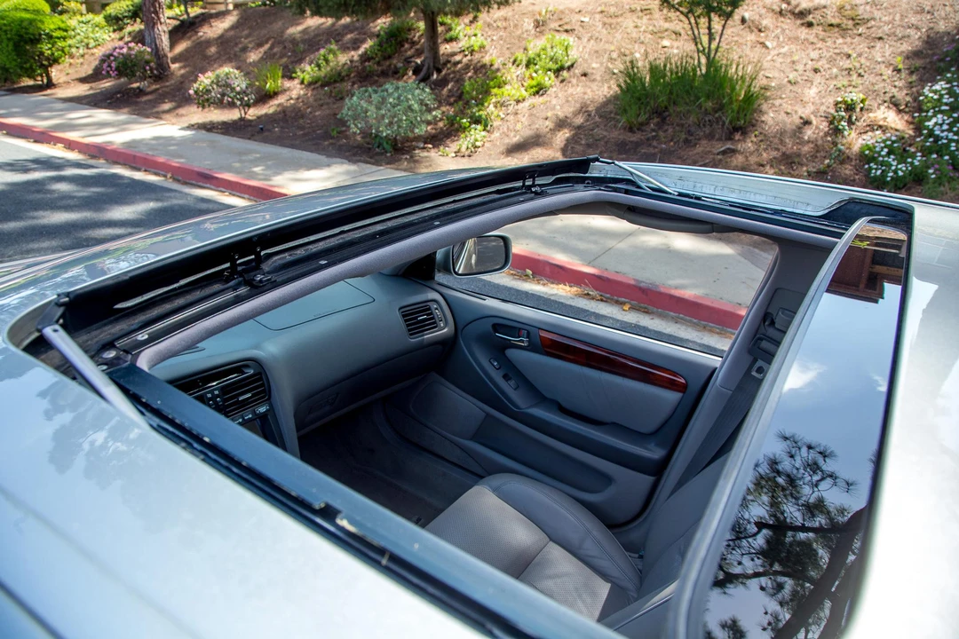 2004 Lexus GS 2nd Gen - Image 20 of 31