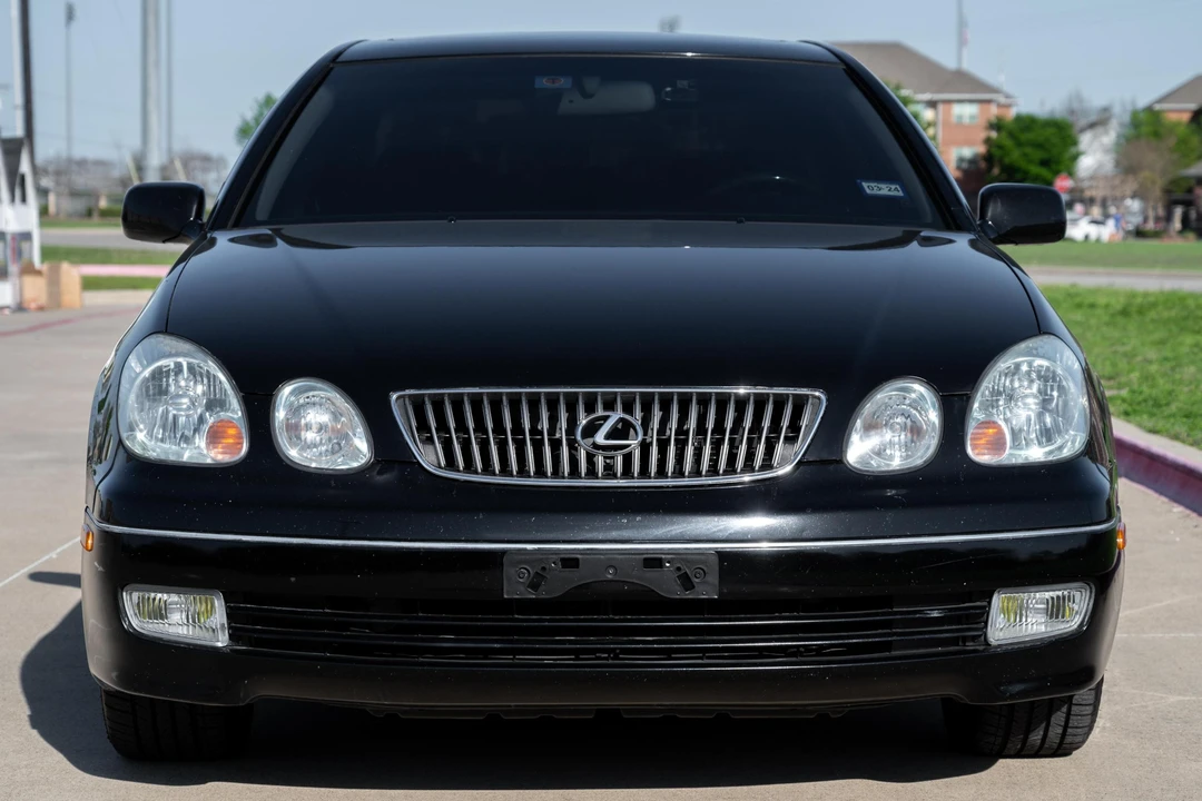 2004 Lexus GS 2nd Gen - Image 2 of 31