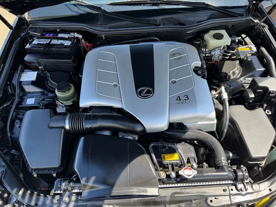 2004 Lexus GS 2nd Gen - Image 5 of 18
