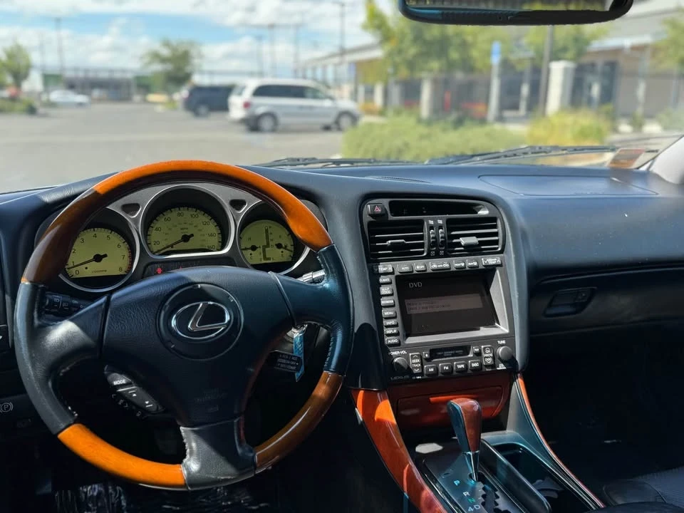 2004 Lexus GS 2nd Gen - Image 11 of 18