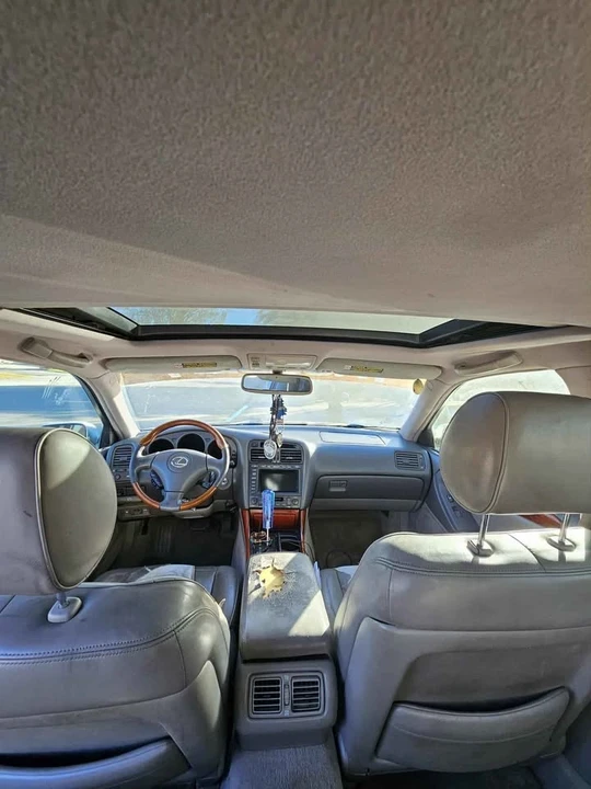 2004 Lexus GS 2nd Gen - Image 6 of 10