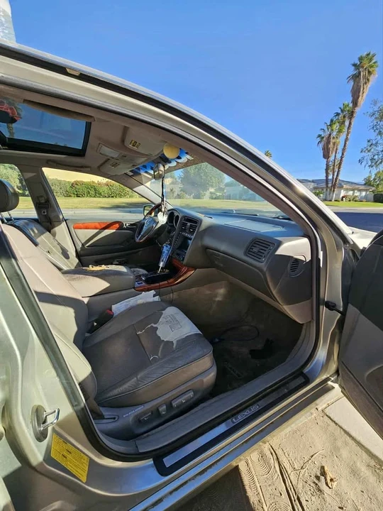 2004 Lexus GS 2nd Gen - Image 5 of 10