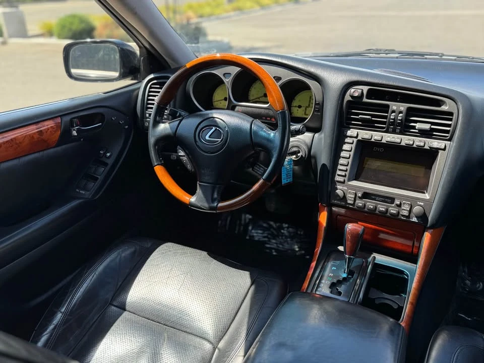 2004 Lexus GS 2nd Gen - Image 7 of 9
