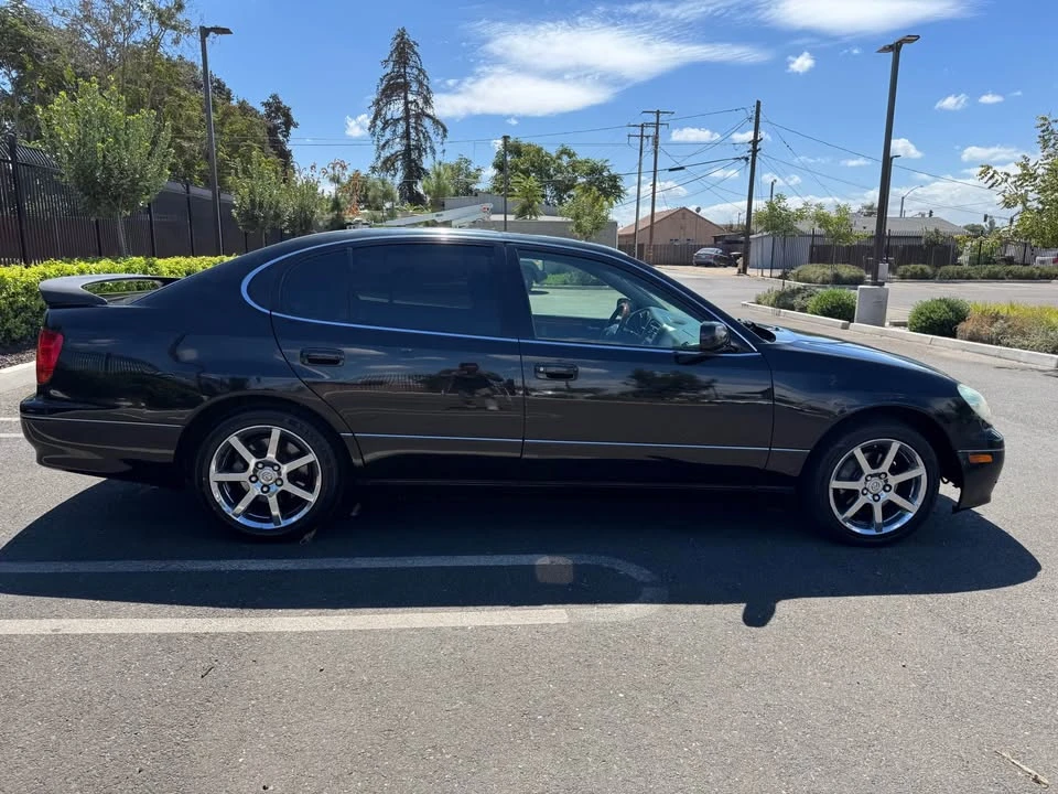 2004 Lexus GS 2nd Gen - Image 2 of 13