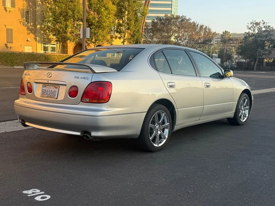 2004 Lexus GS 2nd Gen - Image 4 of 16