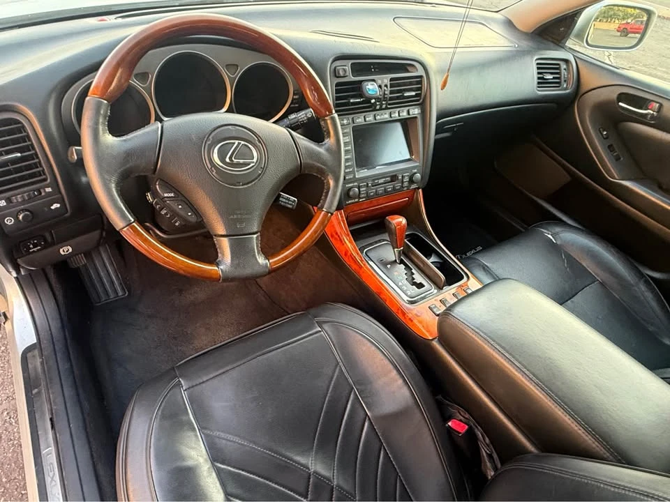 2004 Lexus GS 2nd Gen - Image 7 of 16