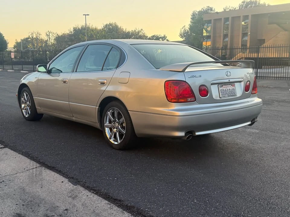 2004 Lexus GS 2nd Gen - Image 5 of 16
