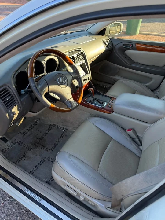 2004 Lexus GS 2nd Gen - Image 6 of 7