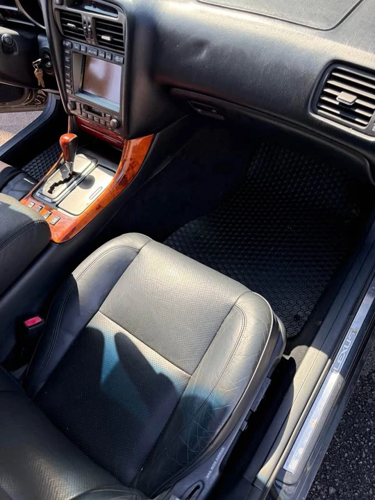 2004 Lexus GS 2nd Gen - Image 8 of 9