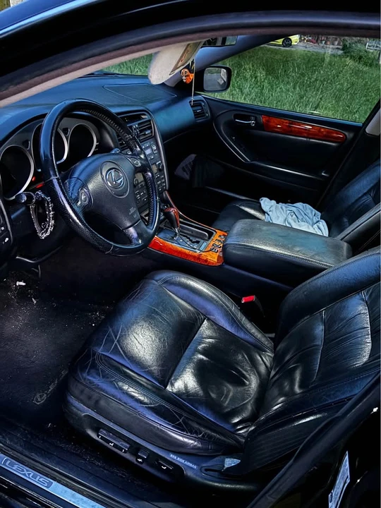 2004 Lexus GS 2nd Gen - Image 10 of 10