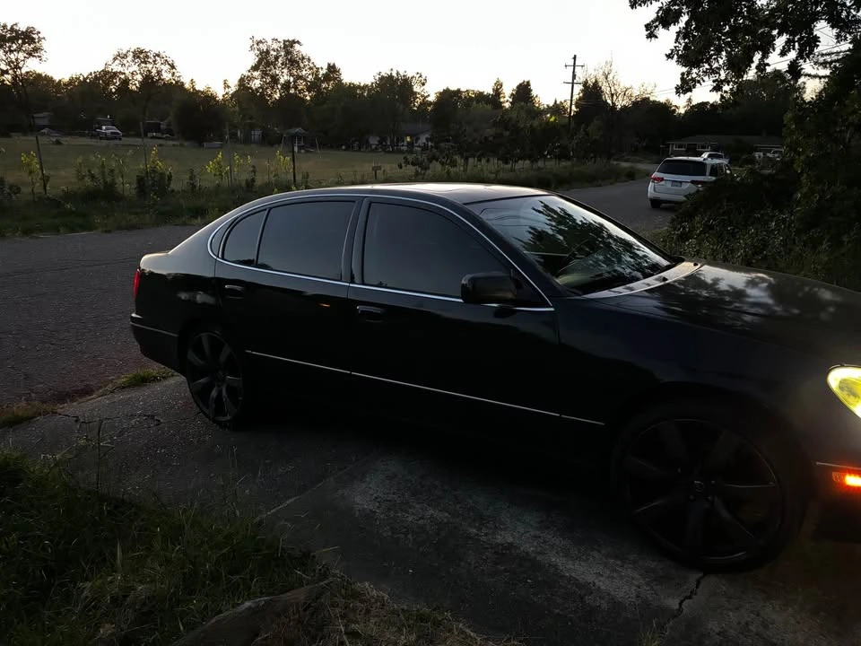 2004 Lexus GS 2nd Gen - Image 2 of 10