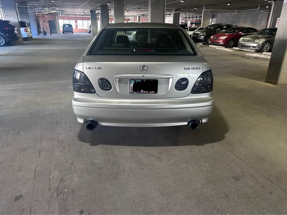2004 Lexus GS 2nd Gen - Image 4 of 20