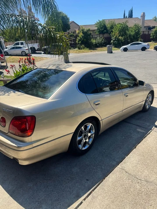 2004 Lexus GS 2nd Gen - Image 2 of 4