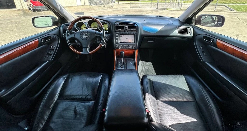 2004 Lexus GS 2nd Gen - Image 17 of 24