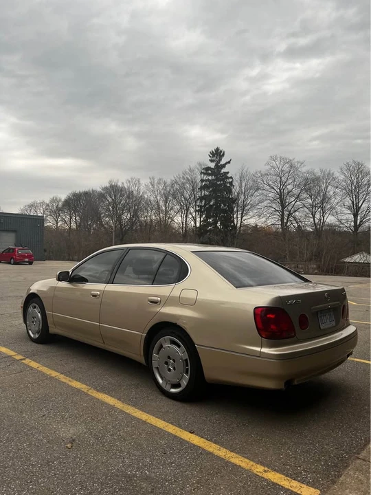 2004 Lexus GS 2nd Gen - Image 2 of 10