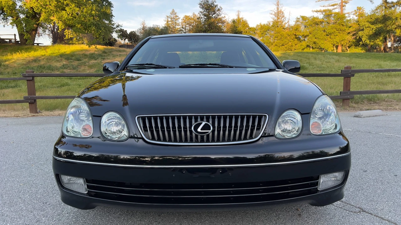 2004 Lexus GS 2nd Gen - Image 23 of 31