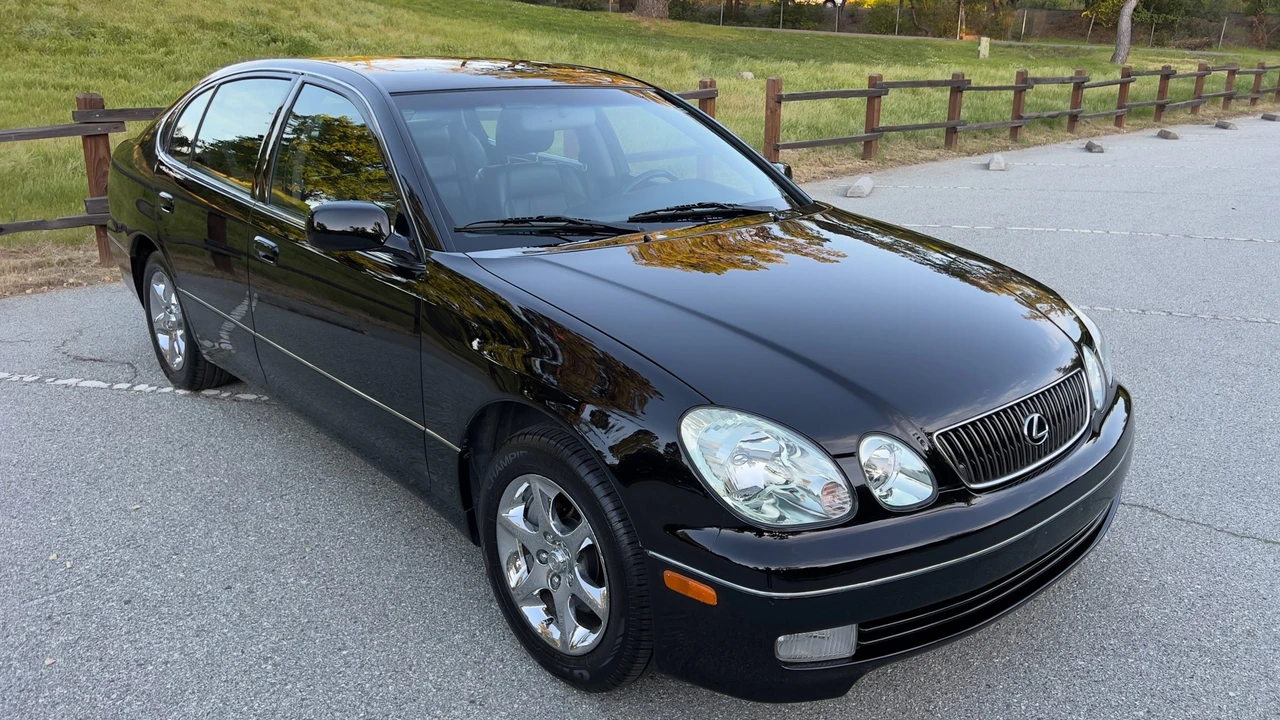 2004 Lexus GS 2nd Gen - Image 20 of 31