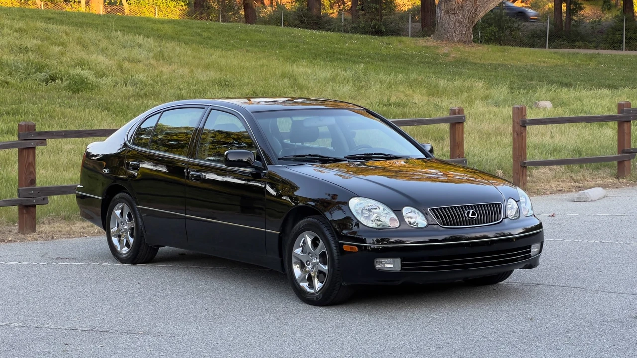 2004 Lexus GS 2nd Gen - Image 18 of 31
