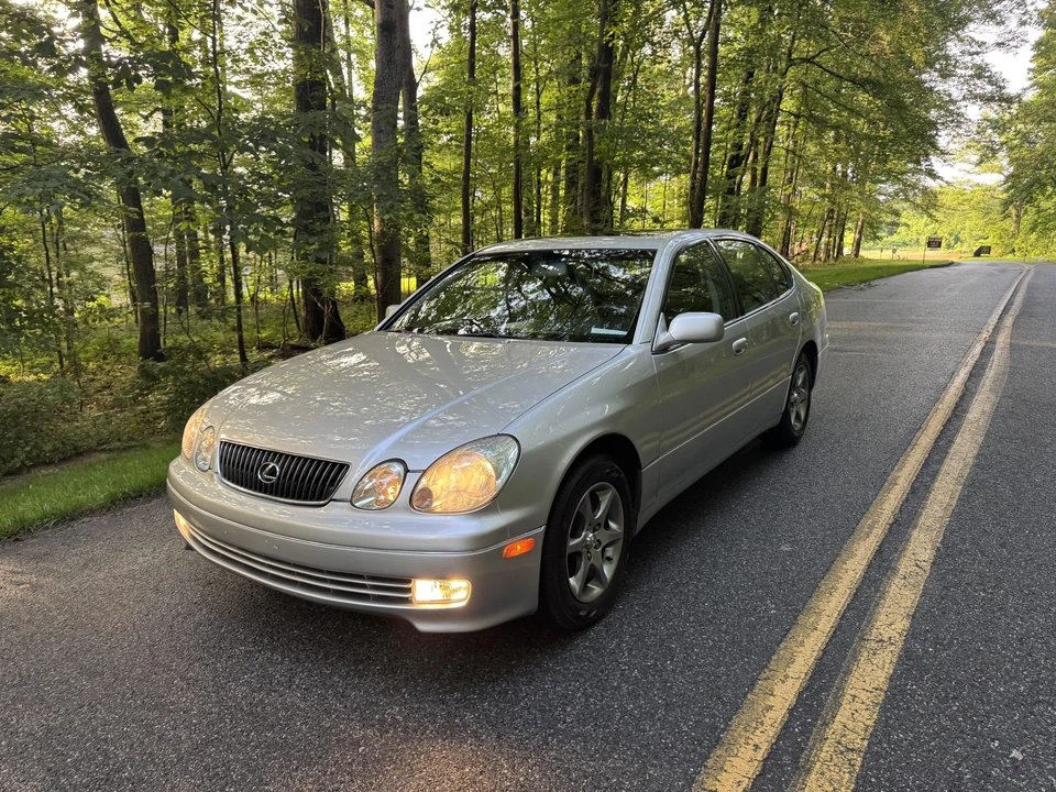 2004 Lexus GS 2nd Gen - Image 14 of 31