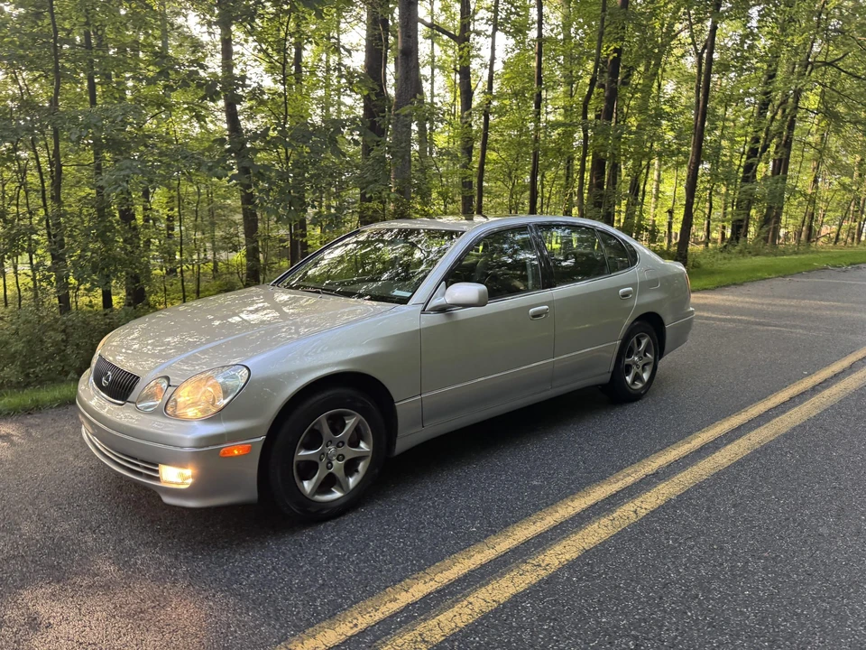 2004 Lexus GS 2nd Gen - Image 20 of 31