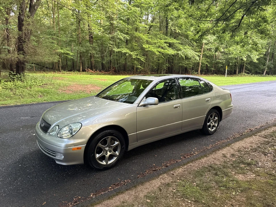 2004 Lexus GS 2nd Gen - Image 26 of 31