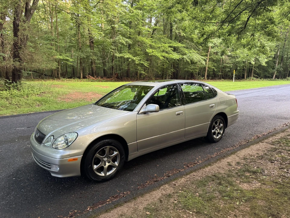 2004 Lexus GS 2nd Gen - Image 25 of 31