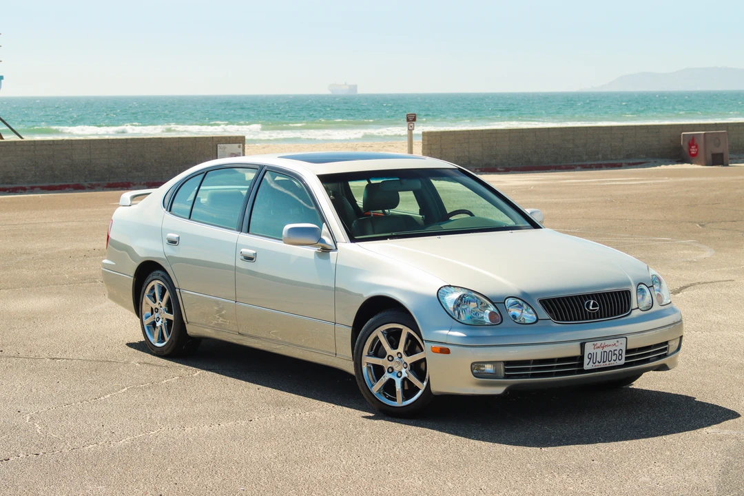 2004 Lexus GS 2nd Gen - Image 16 of 31