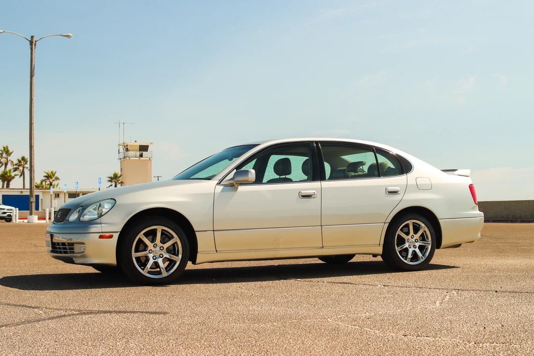 2004 Lexus GS 2nd Gen - Image 3 of 31
