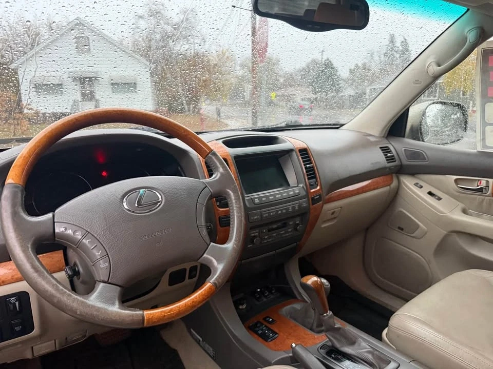 2004 Lexus GX 1st Gen - Image 6 of 6
