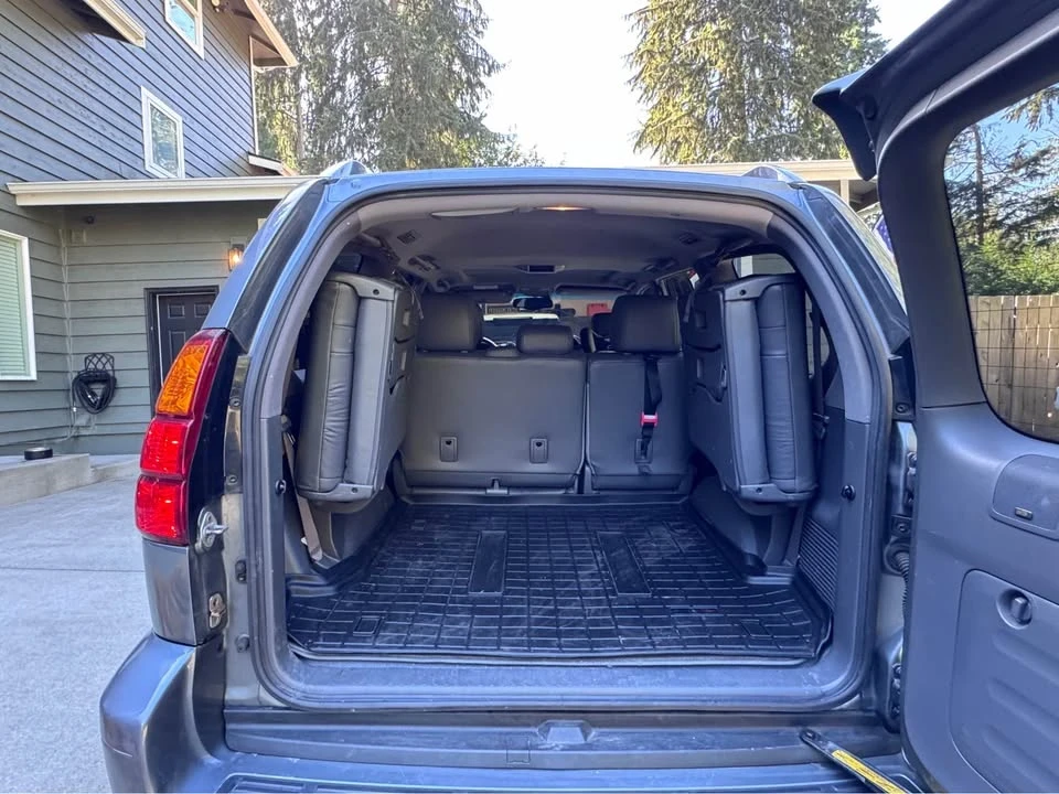 2004 Lexus GX 1st Gen - Image 12 of 12