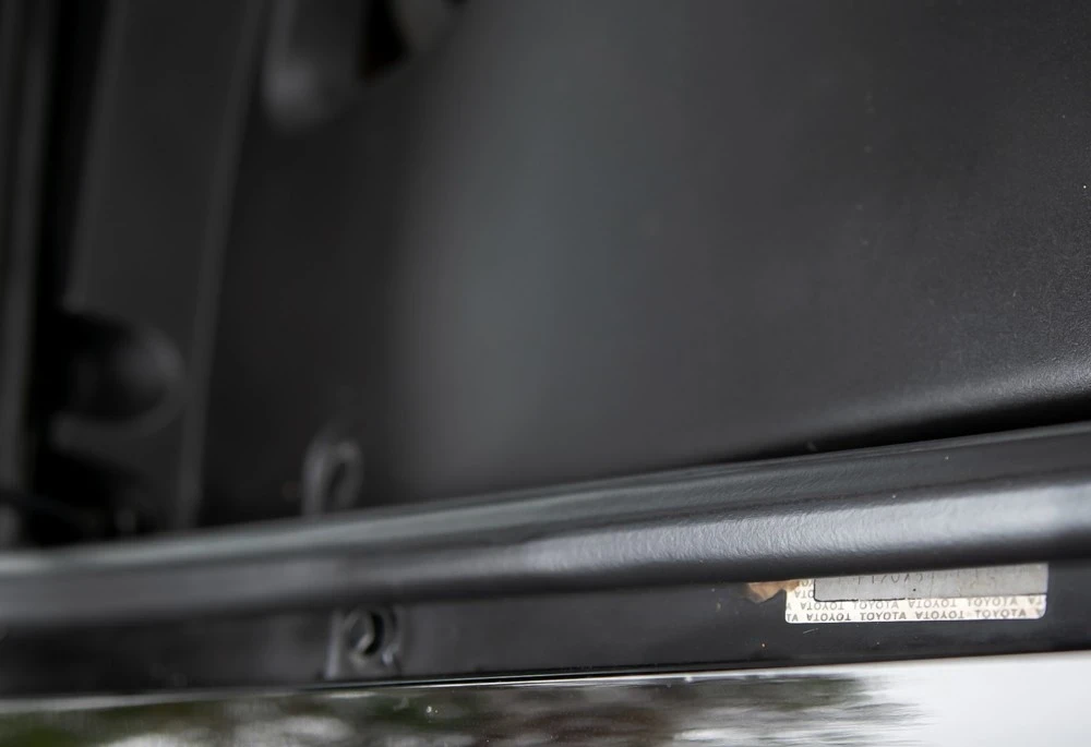 2004 Lexus GX 1st Gen - Image 15 of 19