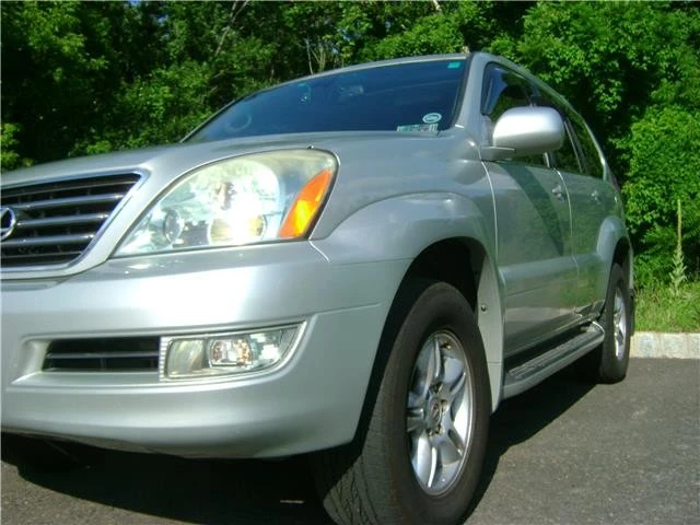 2004 Lexus GX 1st Gen - Image 10 of 12