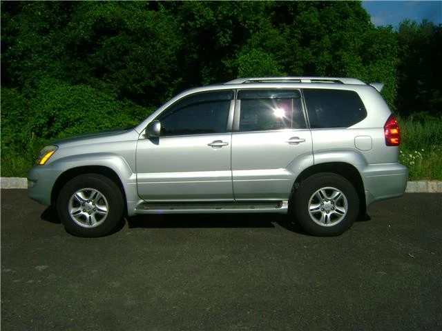 2004 Lexus GX 1st Gen - Image 8 of 12