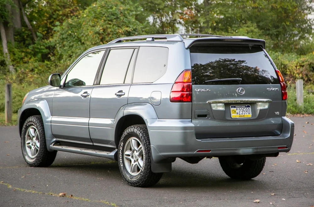 2004 Lexus GX 1st Gen - Image 3 of 19